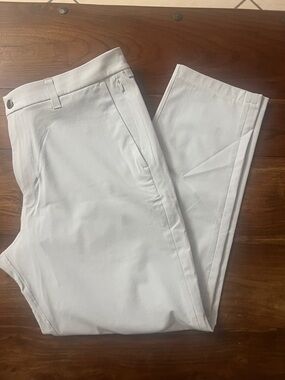 Lululemon Men's beige golf pants microfiber stretch